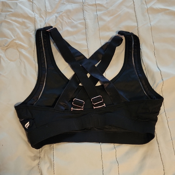 Fabletics Black Racerback Sports Bra Intimates - Picture 2 of 2